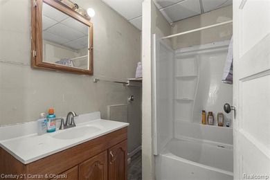 **AWESOME MULTIFAMILY OPPORTUNITY**CURRENTLY 3 UNITS WITH - photo 19