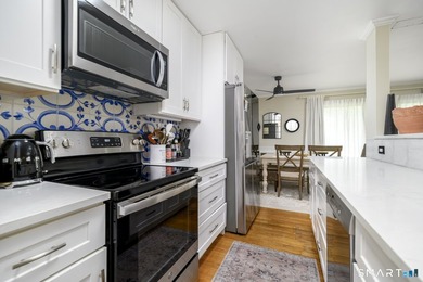 Welcome to River View Terrace...desirable well maintained - photo 9