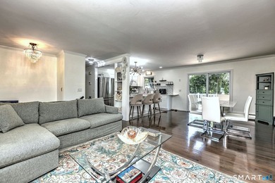 Welcome to this beautiful raised ranch located on a quiet street - photo 10