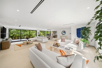 Exquisite home on a coveted corner lot on Rivo Alto in the - photo 6