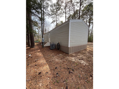 Enjoy easy lake living in this well-kept 2020 single wide mobile - photo 4