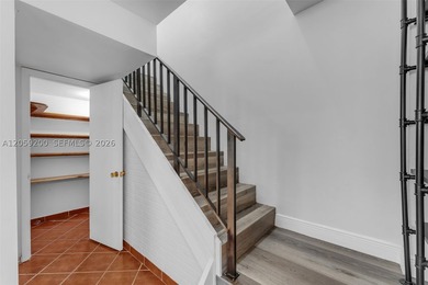 Welcome to this beautifully updated 2-bedroom, 2.5-bath corner - photo 15