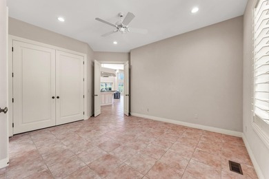 Welcome to luxury living in Springfield's most exclusive gated - photo 16