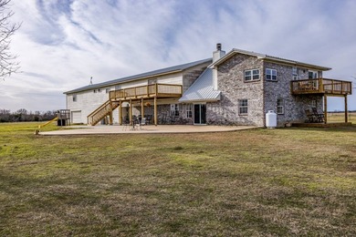 Two-Story Lodge-Style Home on 110 Acres - Hunting Retreat & - photo 4