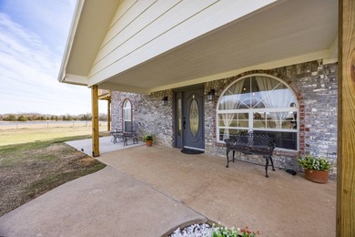 Two-Story Lodge-Style Home on 110 Acres - Hunting Retreat & - photo 7