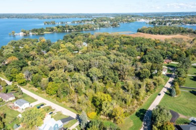 Chain O Lakes - Pistakee Lake Acreage For Sale in Ingleside Illinois