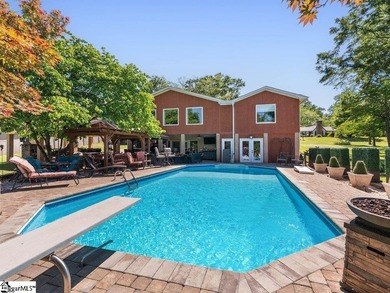 Multi-generational living on LARGE waterfront lot - photo 2