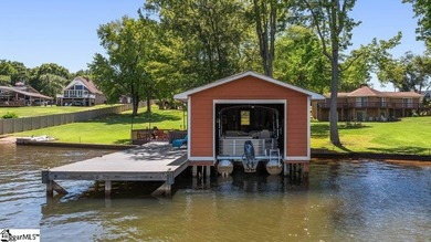 Multi-generational living on LARGE waterfront lot - photo 9