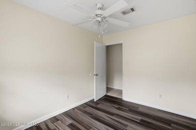 Welcome to this cozy and affordable single-family home in the - photo 14
