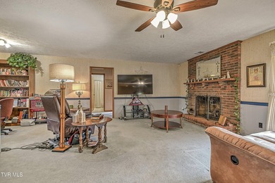 This home checks all the boxes if you are looking for one level