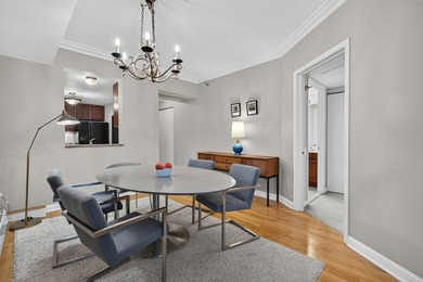 Experience refined & luxurious city living in this beautifully - photo 5