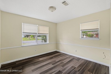 Welcome to this cozy and affordable single-family home in the - photo 16