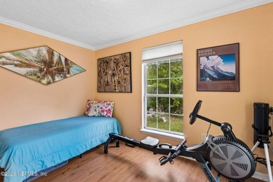 One-of-a-kind home! This 2 bed, 1 bathroom cottage includes a - photo 16