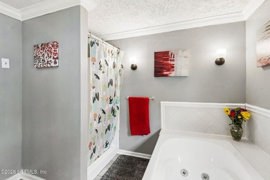 One-of-a-kind home! This 2 bed, 1 bathroom cottage includes a - photo 20