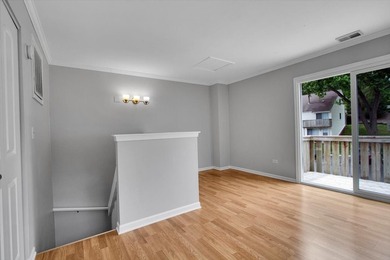 Gorgeous, move-in-ready, end-unit townhouse with 2 bedrooms, 1.5 - photo 21