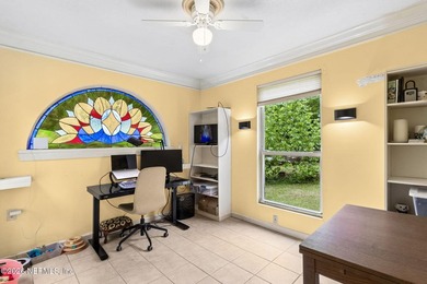 One-of-a-kind home! This 2 bed, 1 bathroom cottage includes a - photo 23