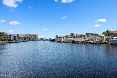 ATTENTION BOATERS! 10,000 LB LIFT! DIRECT ACCESS! Both Eastern - photo 24