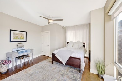 Don't miss this rare and stunning two-level corner penthouse - photo 27