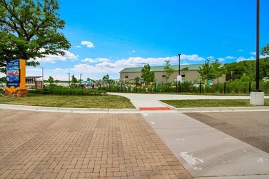 Gorgeous, move-in-ready, end-unit townhouse with 2 bedrooms, 1.5 - photo 30