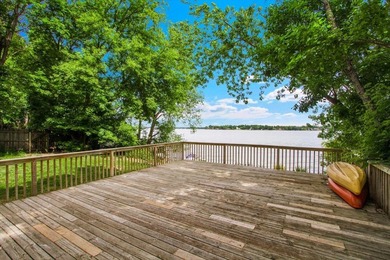 Gorgeous, move-in-ready, end-unit townhouse with 2 bedrooms, 1.5 - photo 35