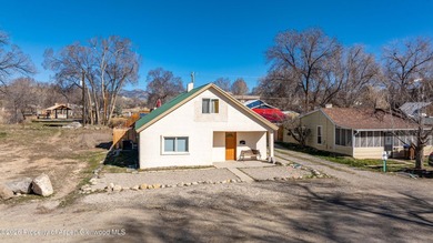 Welcome to a rare opportunity 3Bed and 3Bath and rental income! - photo 5