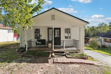 Lake Home Sale Pending in Jackson, Georgia