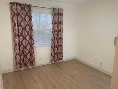 Welcome to Paradise. This two-bedroom, two-bathroom condominium - photo 19