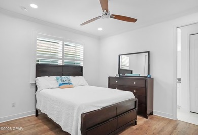 Welcome a beautiful Breeze floor plan in Latitude Margaritaville - photo 6