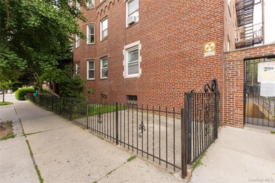 Welcome to this spacious Bensonhurst cooperative offering - photo 27