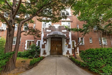 Welcome to this spacious Bensonhurst cooperative offering - photo 29