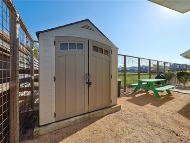 Attractive four bedrooms, 3.5 baths, free standing condo located - photo 30