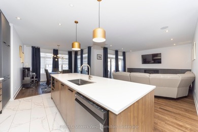 Riverside | Manotick Dream home... This Richcraft Ashmore - photo 4