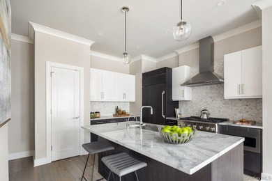 Nestled on 56 acres of waterfront, an exquisite one bedroom with - photo 4