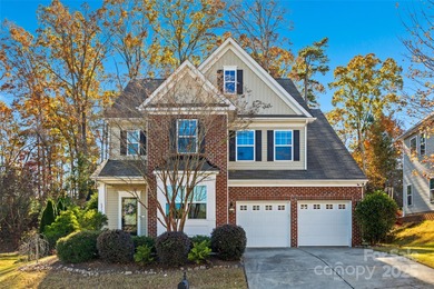 Lake Wylie Home Active Under Contract in Belmont North Carolina