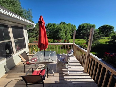 Gorgeous townhome with covered front porch and new deck (2025) - photo 1