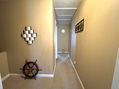 3 BR - 2 BA in a PRIME location at ROUGH RIVER LAKE!! - photo 15