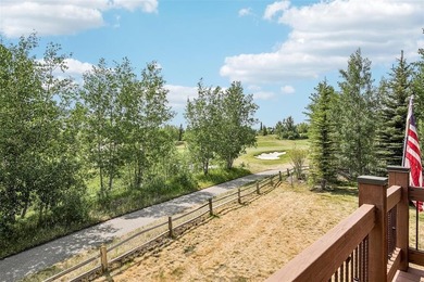 Premier location in Fox Valley at Three Peaks. This exceptional - photo 18