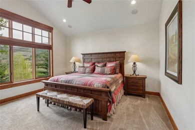Premier location in Fox Valley at Three Peaks. This exceptional - photo 20