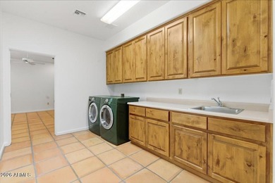 PRICED TO SELL! HUGE OPPORTUNITY to own this Southwest - photo 30
