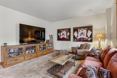 Premier location in Fox Valley at Three Peaks. This exceptional - photo 35