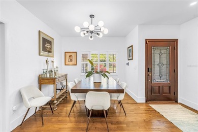 Location, location, location! Authentic Mid-Century Modern gem - photo 8