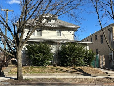 Spacious two-story detached legal 2 family home on a corner lot - photo 1