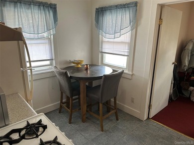 Spacious two-story detached legal 2 family home on a corner lot - photo 3