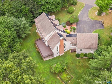 Welcome to this beautiful, private retreat at 15 Woodland Drive - photo 2