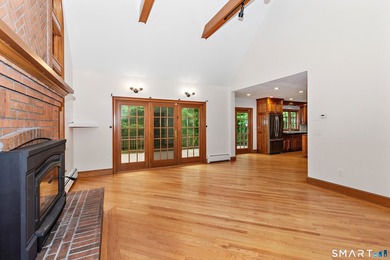Welcome to this beautiful, private retreat at 15 Woodland Drive - photo 5