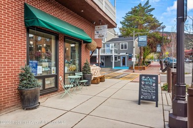 Own a rare standalone building in the heart of charming downtown - photo 3