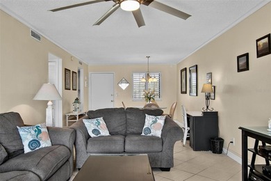 This versatile coastal two bedroom/2 bathrooms retreat offers - photo 15