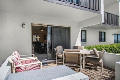 This versatile coastal two bedroom/2 bathrooms retreat offers - photo 38