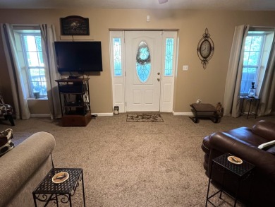 3 BR - 2 BA in a PRIME location at ROUGH RIVER LAKE!! - photo 8