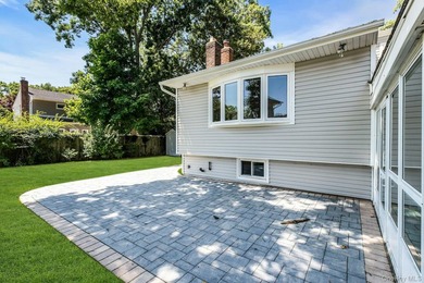Nestled on a well-maintained property in a desirable West - photo 35